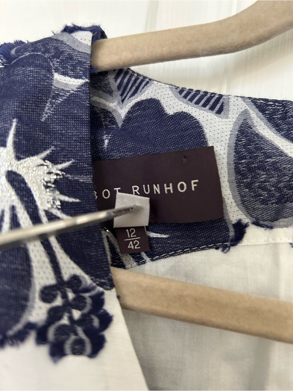 Talbot Runhof Leaf Print Dress - Picture 5 of 12